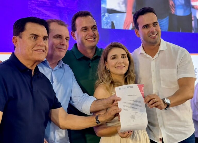 Espedito Filho e Laís Raquel anunciam a contratação da empresa que realizará a tão sonhada obra da rodovia PB-387