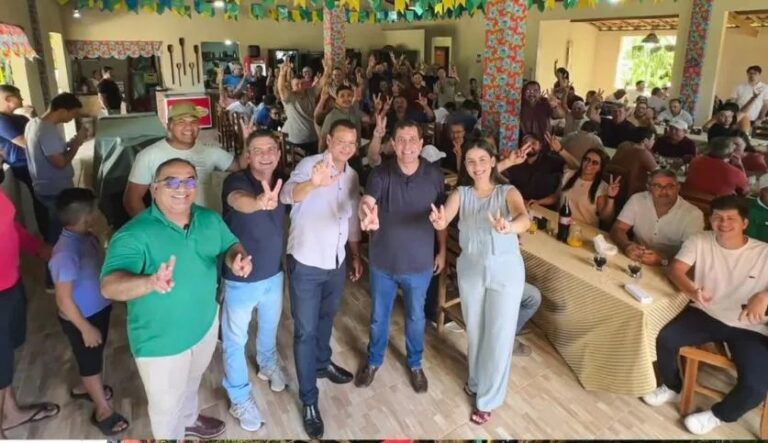 Como foi antecipado pelo Vale informado, Prefeita de Monte Horebe deixa Hugo, fecha com Gervasio e Marcos Eron recebe apoio do prefeito de Alagoa Nova
