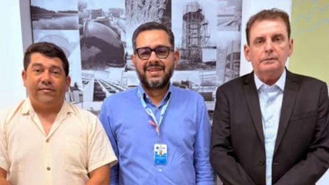 Deputado Chico Mendes participa de audiência na Cagepa buscando melhorias para o município de Tenório